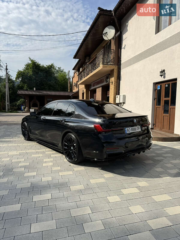 Седан BMW 7 Series 2022 в Мукачево фото 48 Седан BMW 7 Series 2022 в Мукачево