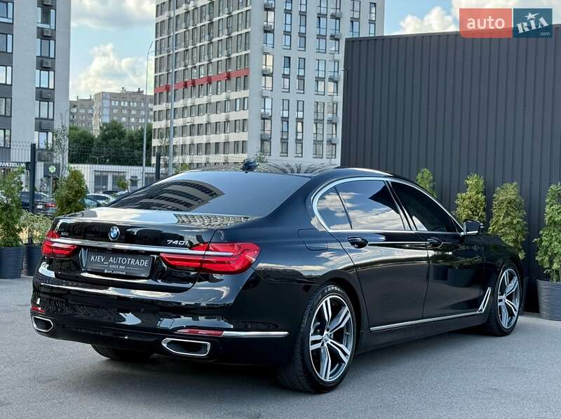 Седан BMW 7 Series 2016 в Киеве