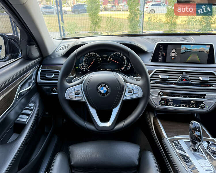 Седан BMW 7 Series 2016 в Киеве