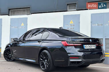 Седан BMW 7 Series 2022 в 