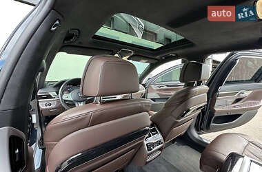 Седан BMW 7 Series 2022 в 