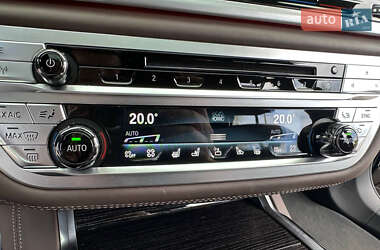 Седан BMW 7 Series 2022 в 