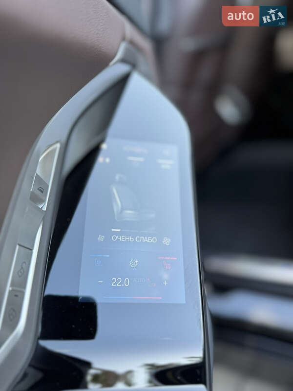 Седан BMW 7 Series 2024 в Киеве фото 59 Седан BMW 7 Series 2024 в Киеве