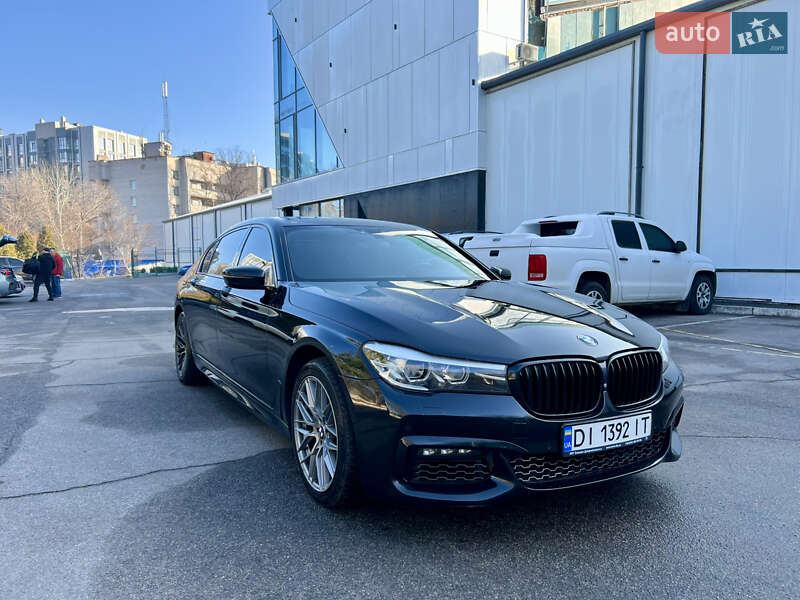 Седан BMW 7 Series 2016 в Днепре