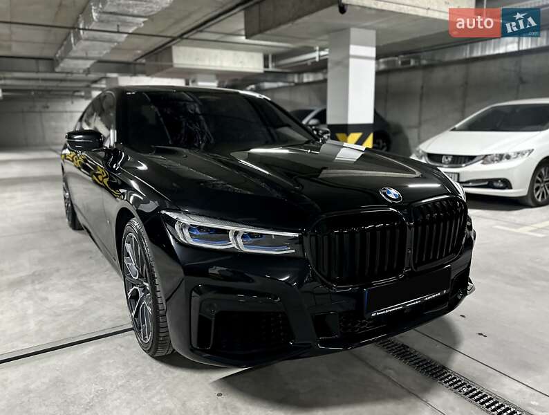 Седан BMW 7 Series 2022 в Дніпрі