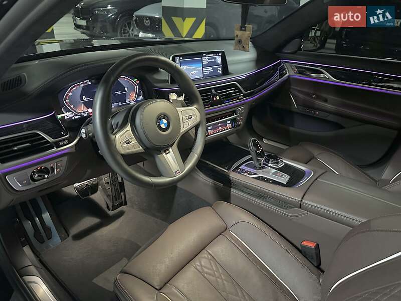 Седан BMW 7 Series 2022 в Дніпрі