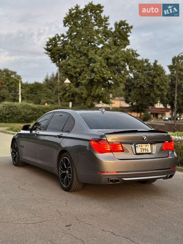 Седан BMW 7 Series 2013 в Сумах