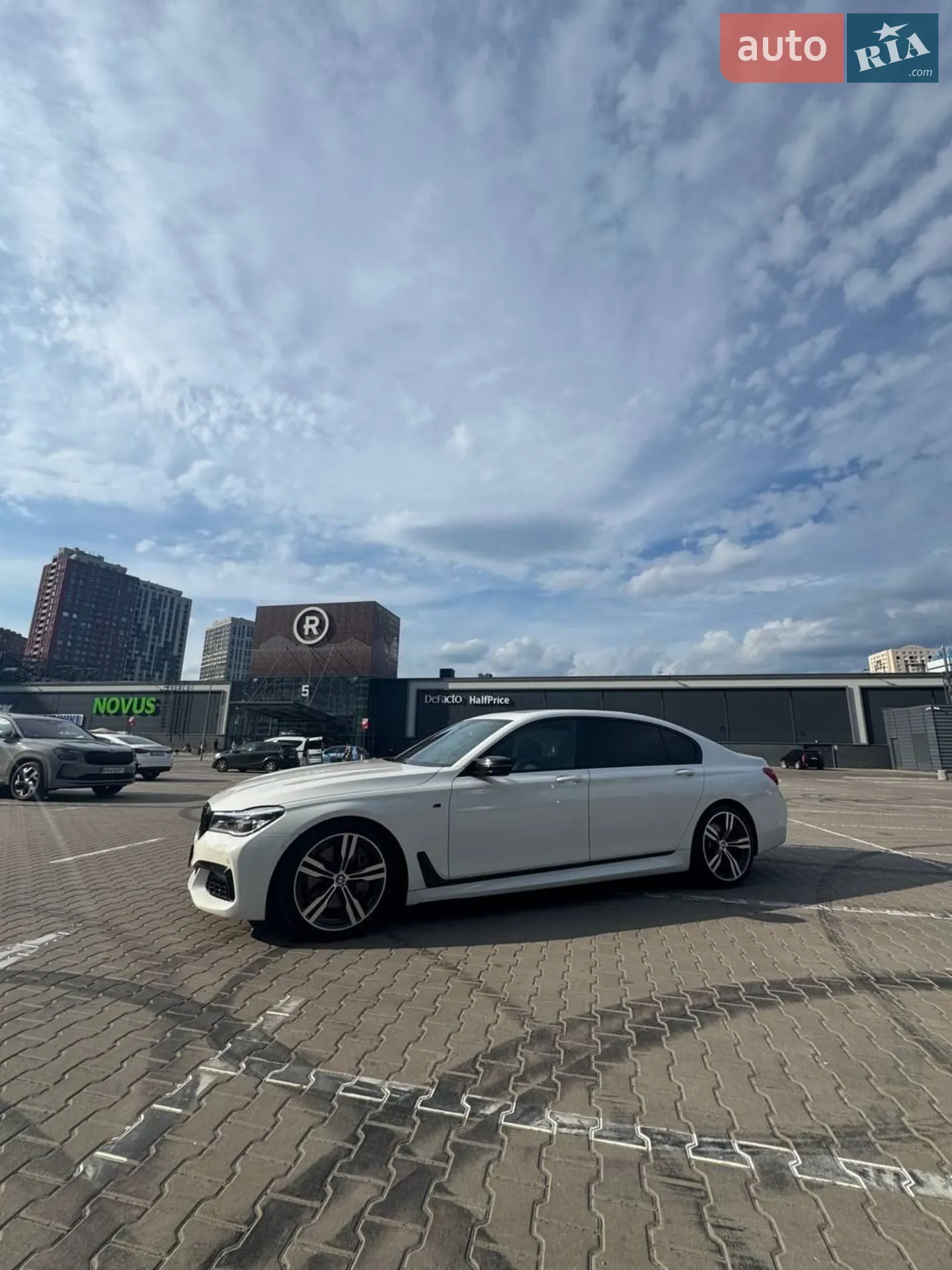 2016 BMW 7er - мініатюра 4