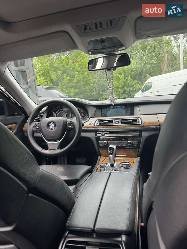 Седан BMW 7 Series 2009 в Бердичеве