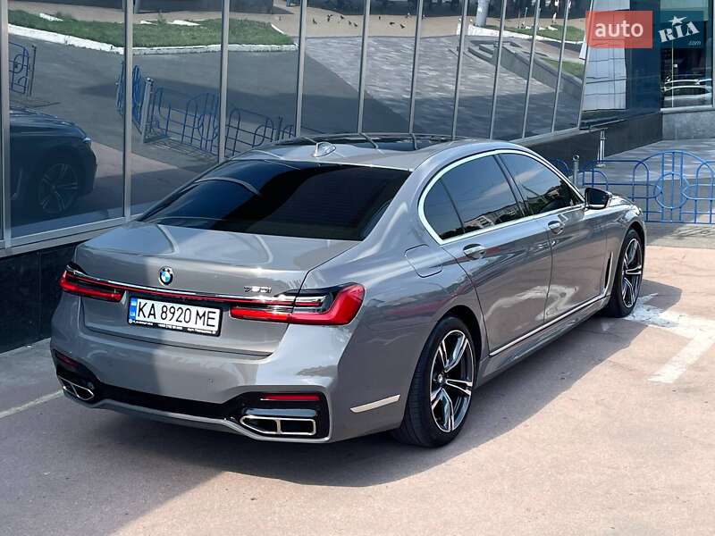 Седан BMW 7 Series 2017 в Києві