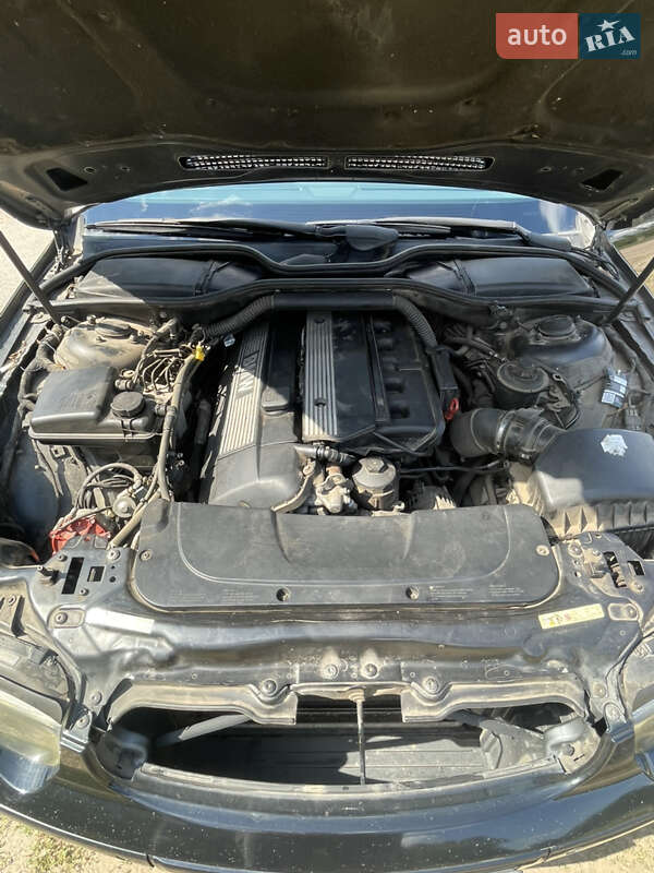 Седан BMW 7 Series 2004 в Чернигове