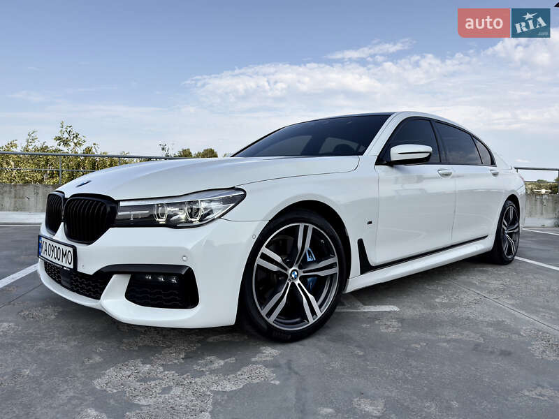 Седан BMW 7 Series 2015 в Киеве фото 16 Седан BMW 7 Series 2015 в Киеве