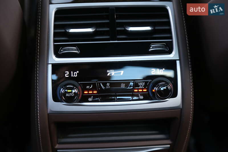 Седан BMW 7 Series 2020 в Києві