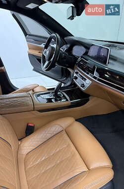 Седан BMW 7 Series 2019 в 