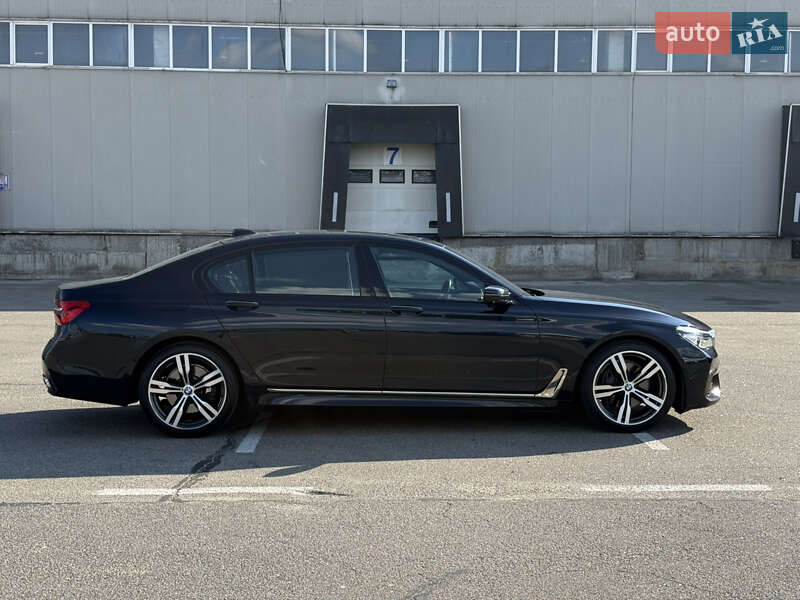 Седан BMW 7 Series 2016 в Киеве фото 9 Седан BMW 7 Series 2016 в Киеве