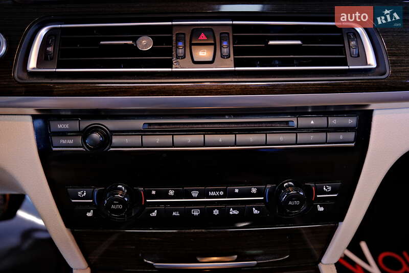 Седан BMW 7 Series 2012 в Одесі