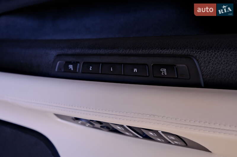Седан BMW 7 Series 2012 в Одесі
