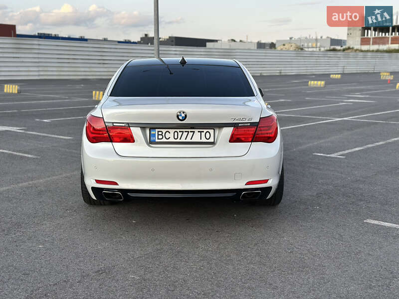 Седан BMW 7 Series 2011 в Львові