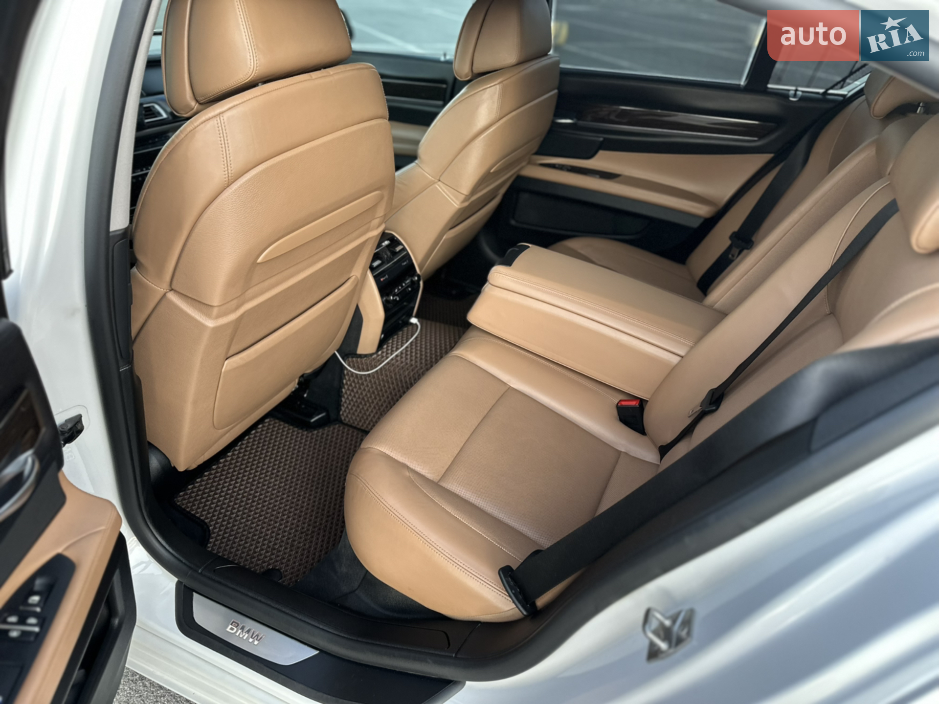 2011 BMW 7er - мініатюра 31