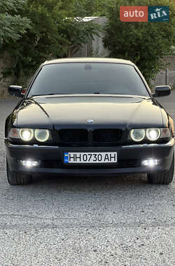 Седан BMW 7 Series 2000 в Одессе