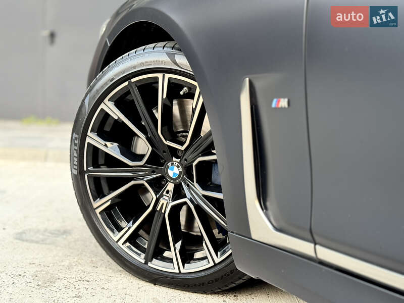 Седан BMW 7 Series 2021 в Киеве