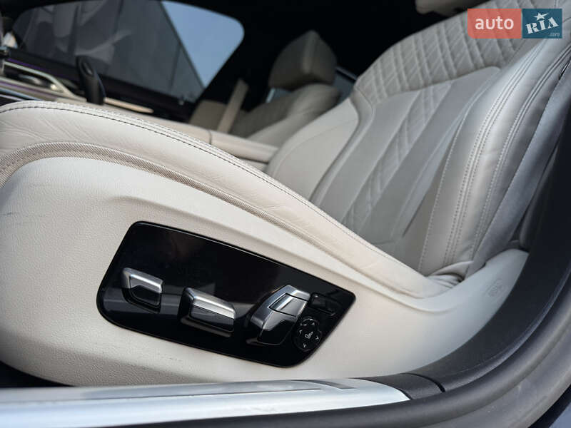 Седан BMW 7 Series 2021 в Киеве