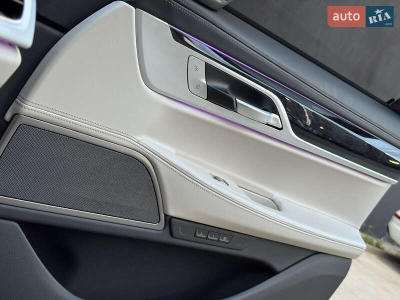 Седан BMW 7 Series 2021 в Киеве