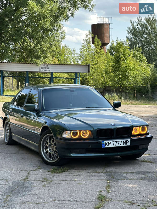 BMW 7 Series 1996
