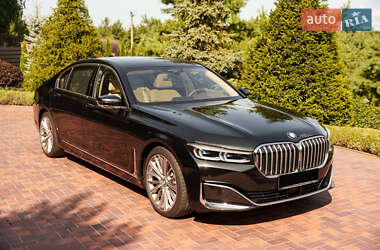 Седан BMW 7 Series 2023 в Киеве