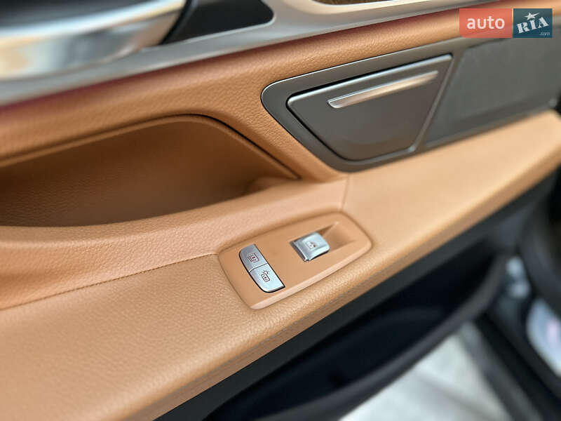 Седан BMW 7 Series 2016 в Виннице фото 29 Седан BMW 7 Series 2016 в Виннице