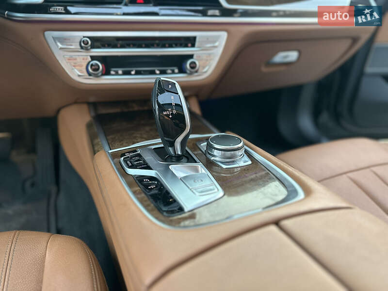 Седан BMW 7 Series 2016 в Виннице фото 38 Седан BMW 7 Series 2016 в Виннице
