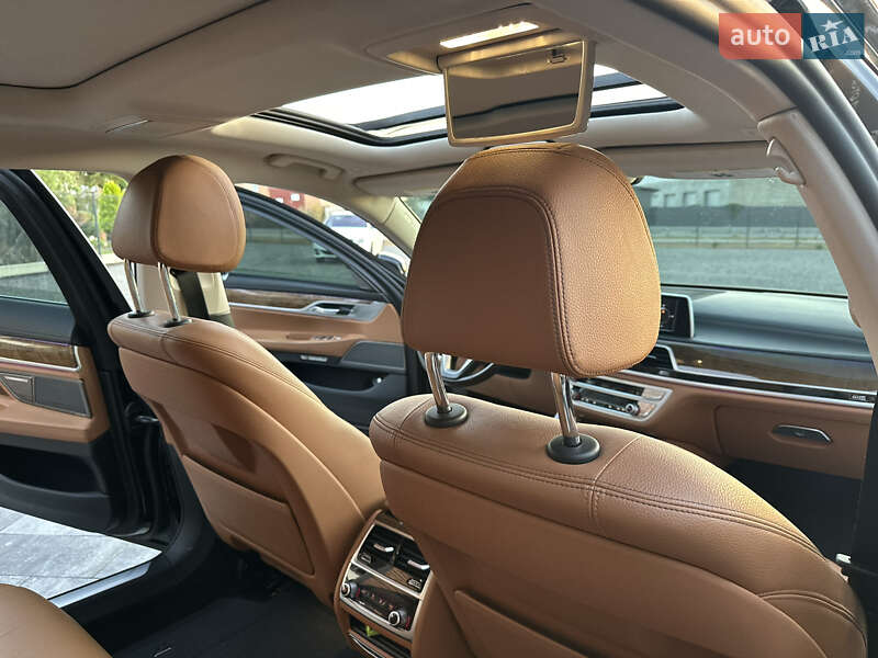 Седан BMW 7 Series 2016 в Виннице фото 52 Седан BMW 7 Series 2016 в Виннице