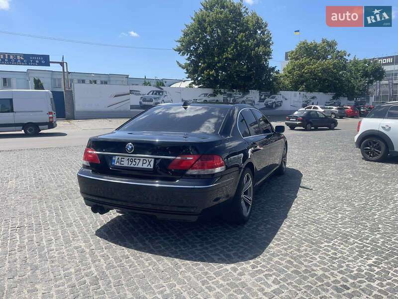 Седан BMW 7 Series 2007 в Днепре