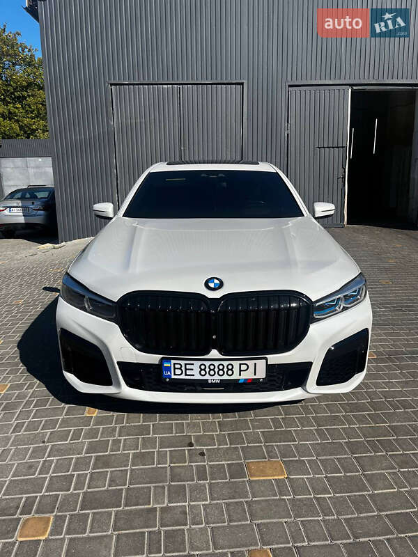 Седан BMW 7 Series 2015 в Первомайську фото 3 Седан BMW 7 Series 2015 в Первомайську