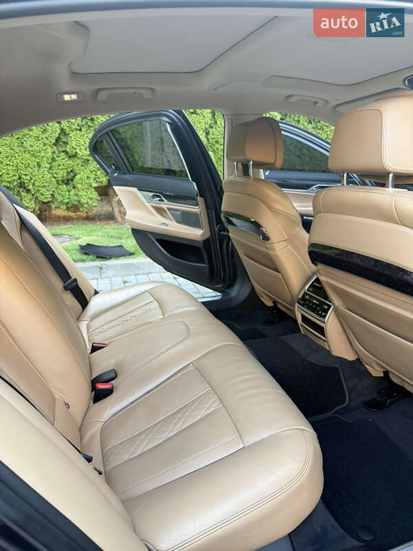 Седан BMW 7 Series 2016 в Одесі