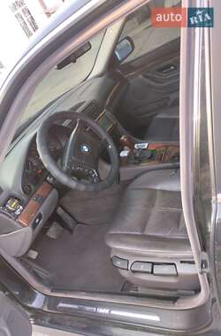 Седан BMW 7 Series 2000 в  фото 5 Седан BMW 7 Series 2000 в