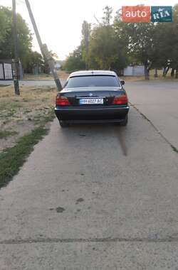 Седан BMW 7 Series 2000 в  фото 7 Седан BMW 7 Series 2000 в