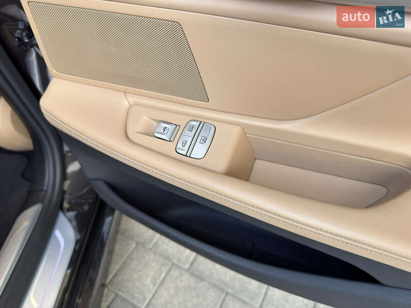 Седан BMW 7 Series 2016 в Ивано-Франковске фото 57 Седан BMW 7 Series 2016 в Ивано-Франковске
