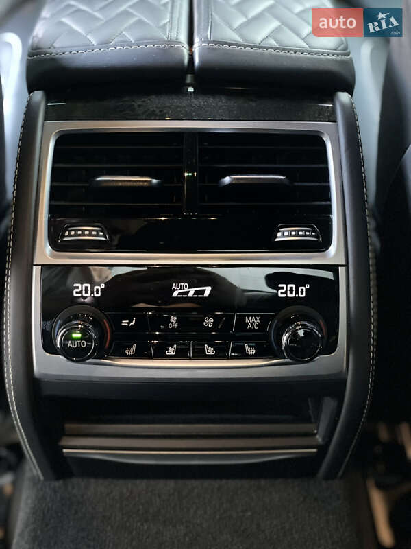 Седан BMW 7 Series 2020 в Киеве