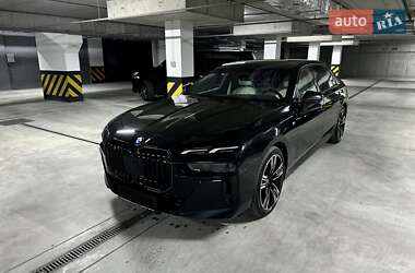 Седан BMW 7 Series 2024 в Дніпрі