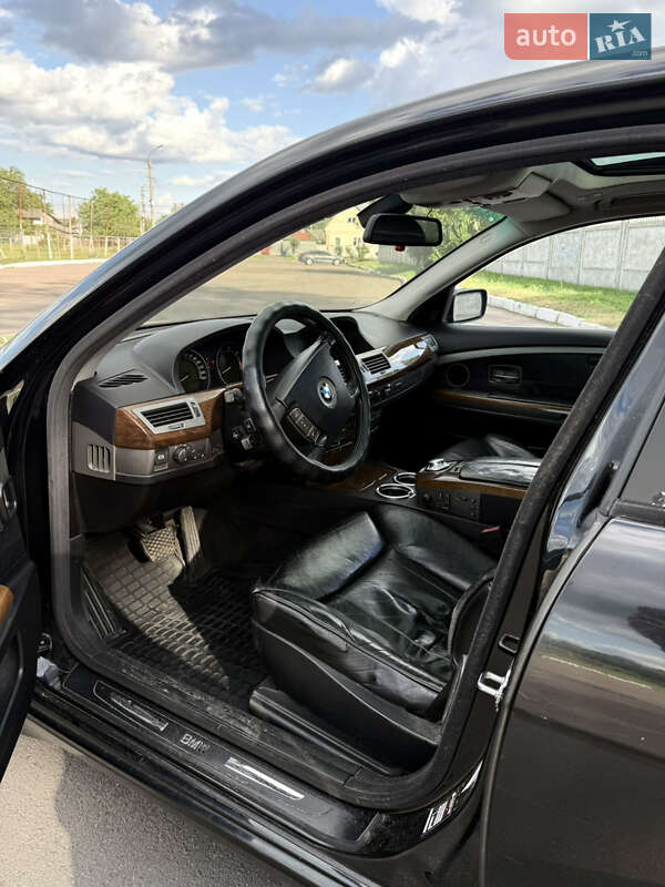 Седан BMW 7 Series 2003 в Прилуках