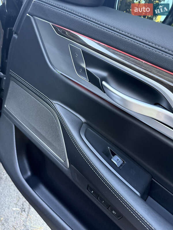 Седан BMW 7 Series 2020 в Києві фото 33 Седан BMW 7 Series 2020 в Києві