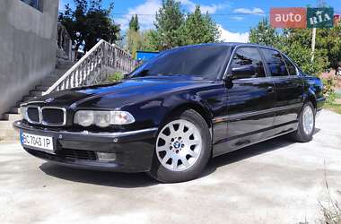Седан BMW 7 Series 2001 в  фото 6 Седан BMW 7 Series 2001 в