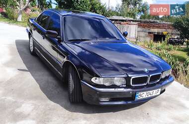 Седан BMW 7 Series 2001 в  фото 10 Седан BMW 7 Series 2001 в