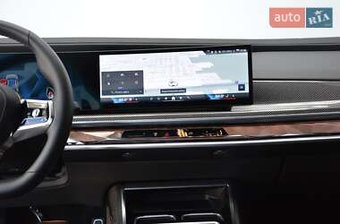 Седан BMW 7 Series 2023 в 