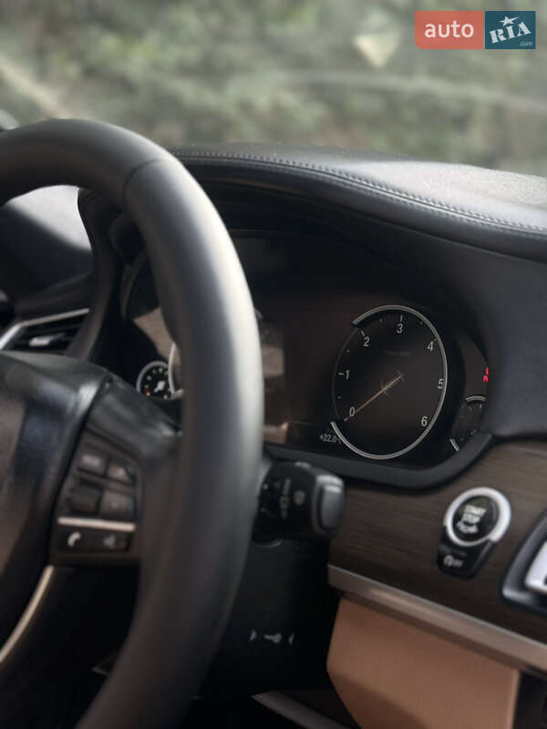 Седан BMW 7 Series 2012 в Богуславе фото 13 Седан BMW 7 Series 2012 в Богуславе