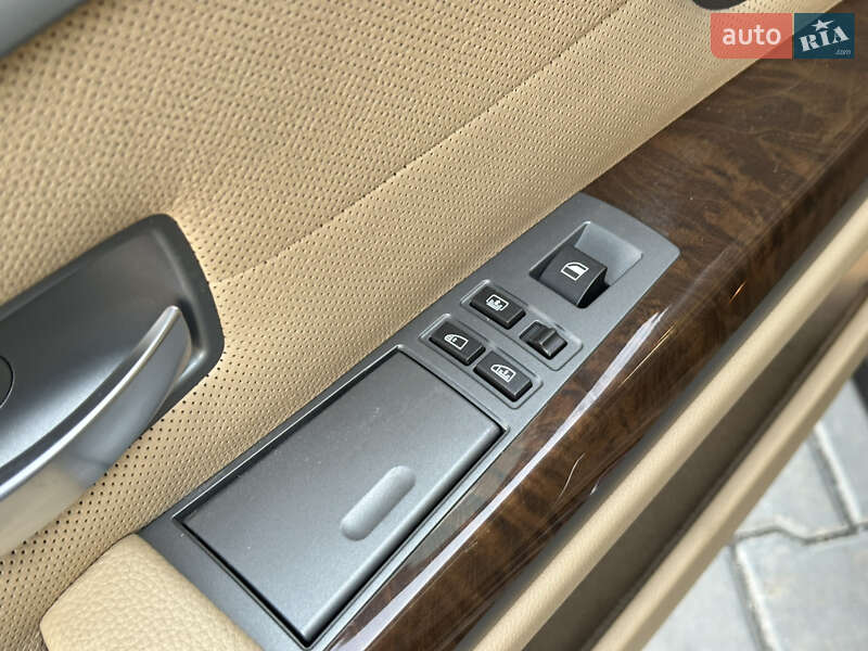 Седан BMW 7 Series 2004 в Одессе