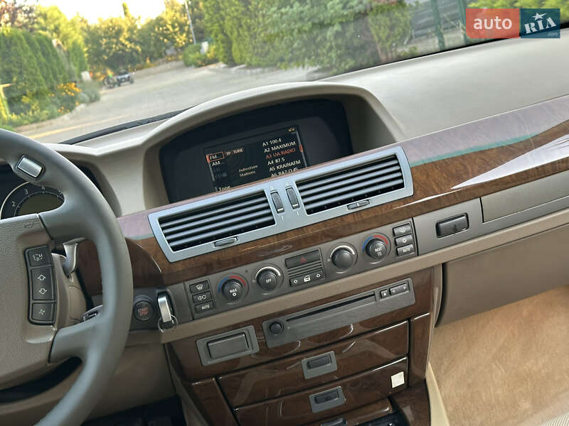 Седан BMW 7 Series 2004 в Одессе