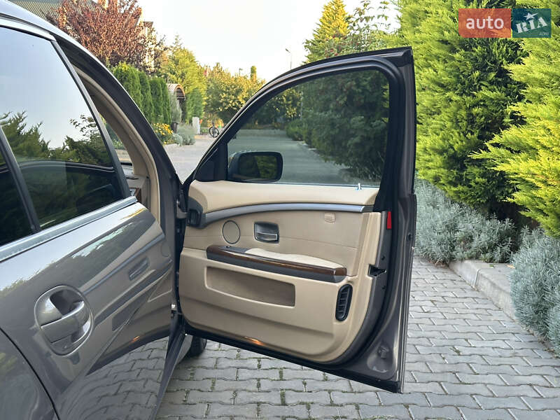 Седан BMW 7 Series 2004 в Одессе