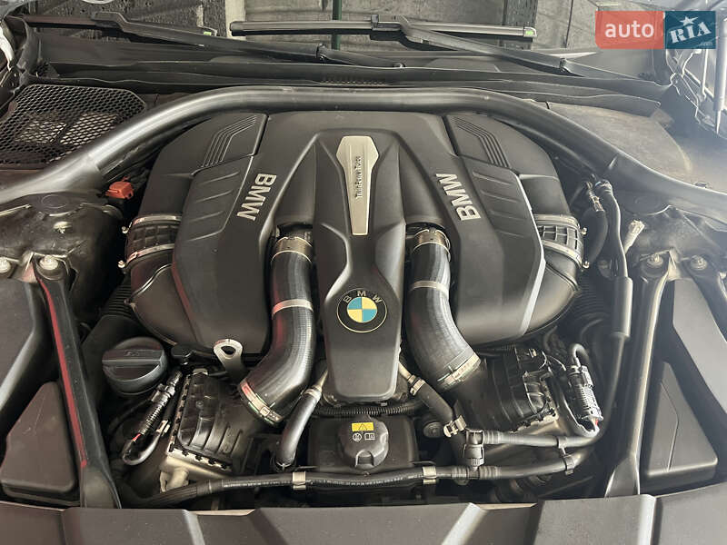 Седан BMW 7 Series 2017 в Киеве фото 49 Седан BMW 7 Series 2017 в Киеве